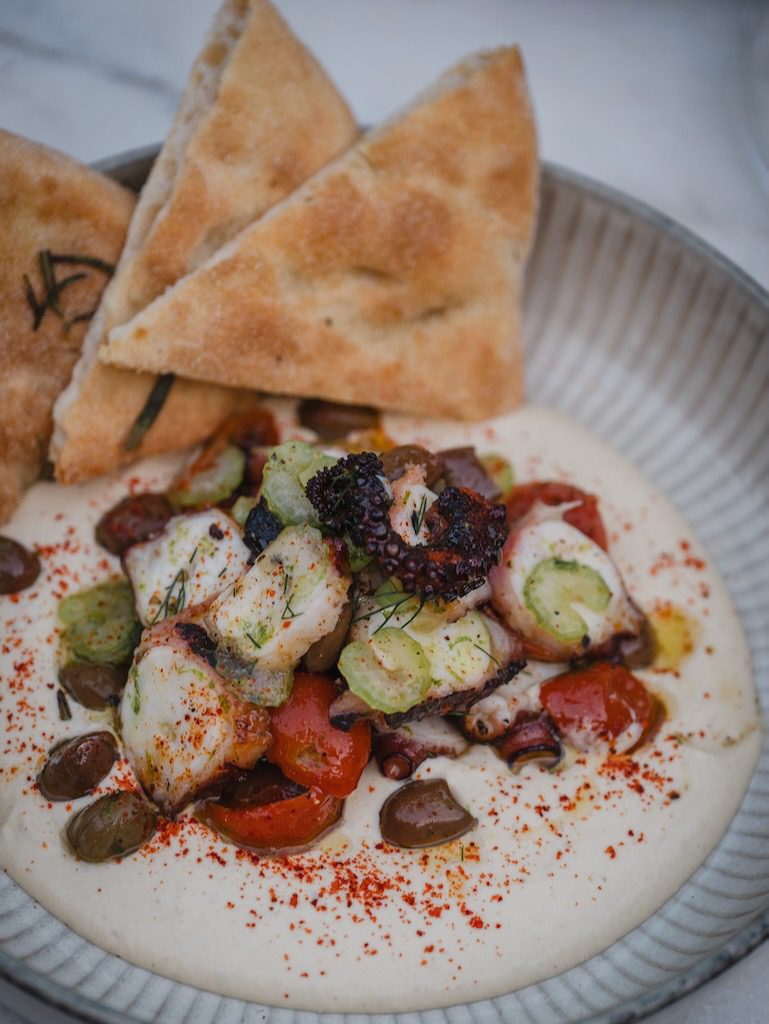 White Ibiza Restaurants Guide: Es Cucons