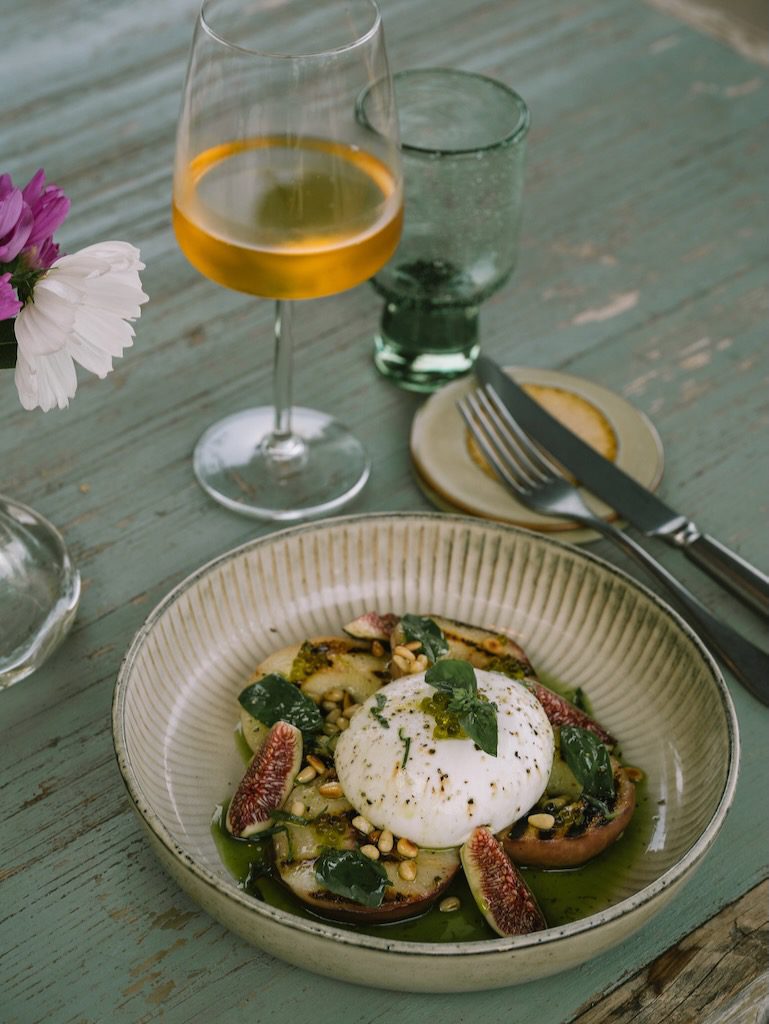 White Ibiza Restaurants Guide: Es Cucons