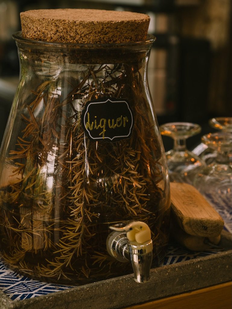 White Ibiza Restaurants Guide: Es Cucons