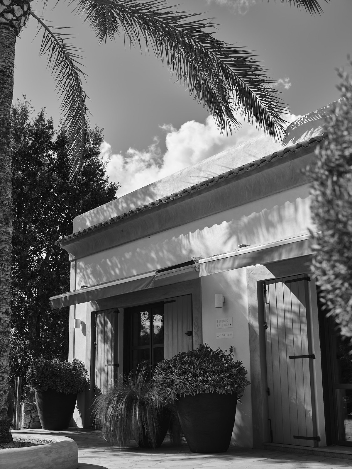 White Ibiza Living Directory: Art & Culture - Estudio Laterna, Santa Gertrudis