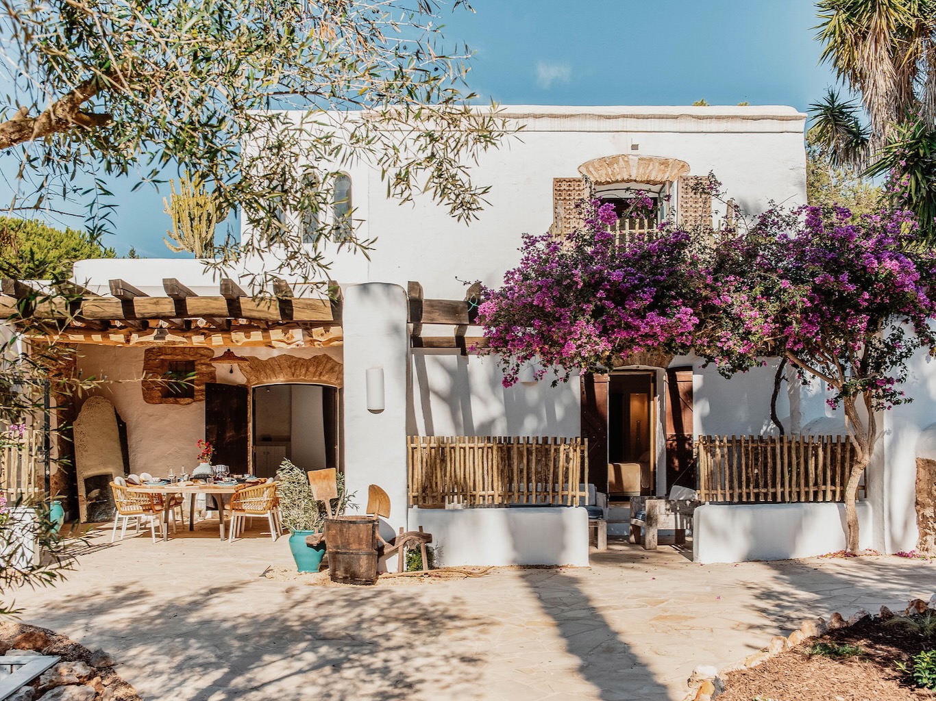 White Ibiza Villas: Can Sabina, luxury villa near Santa Gertrudis