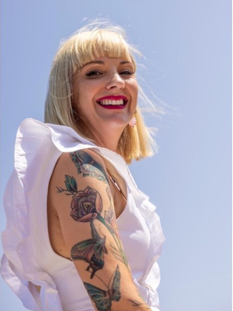 White Ibiza Wedding Directory: Ibiza wedding make-up artist – Anna Claire Weddings