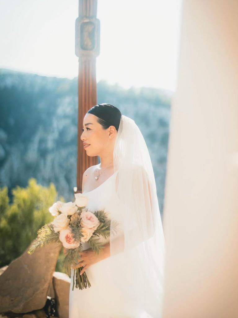 White Ibiza Wedding Directory: Ibiza wedding make-up artist – Anna Claire Weddings