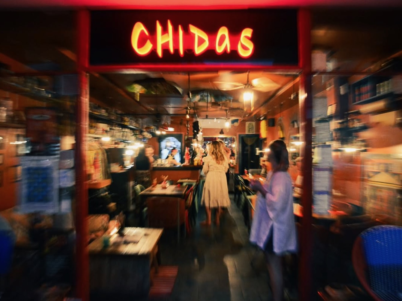 White Ibiza Calendar: Homenaje al Vinilo at Chidas Ibiza