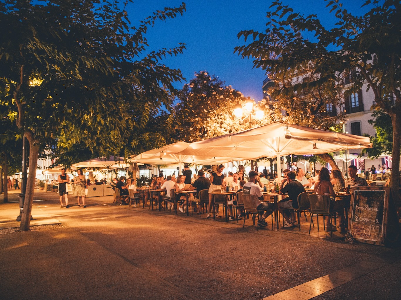 White Ibiza Calendar: Christmas Eve at La Cava Ibiza