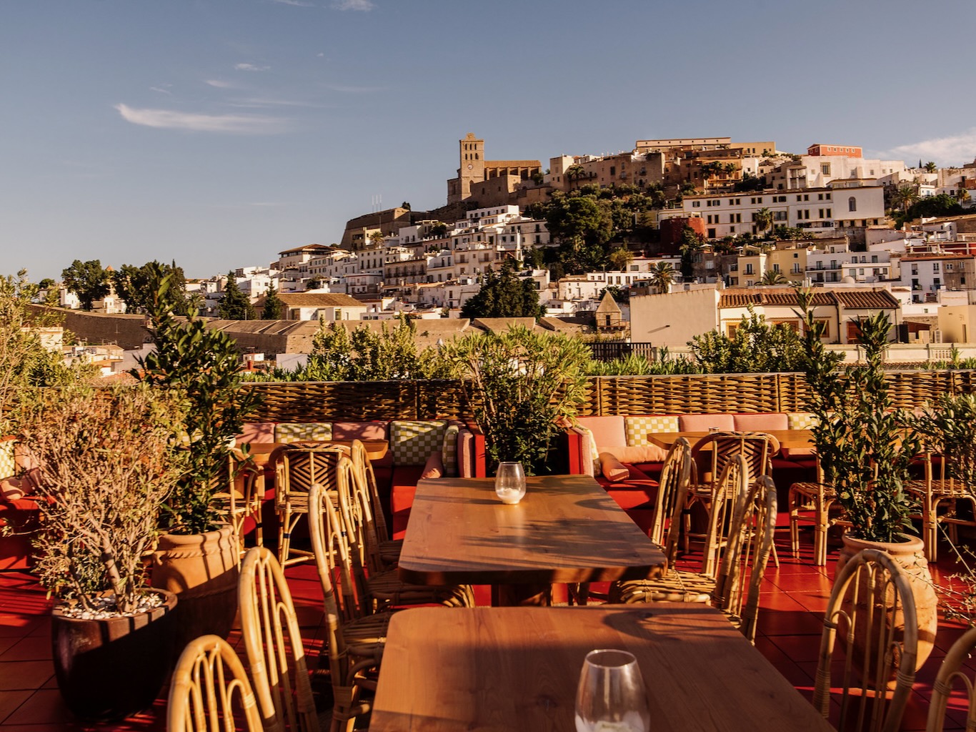White Ibiza Boutique Hotels Guide: Montesol Experimental, Ibiza town
