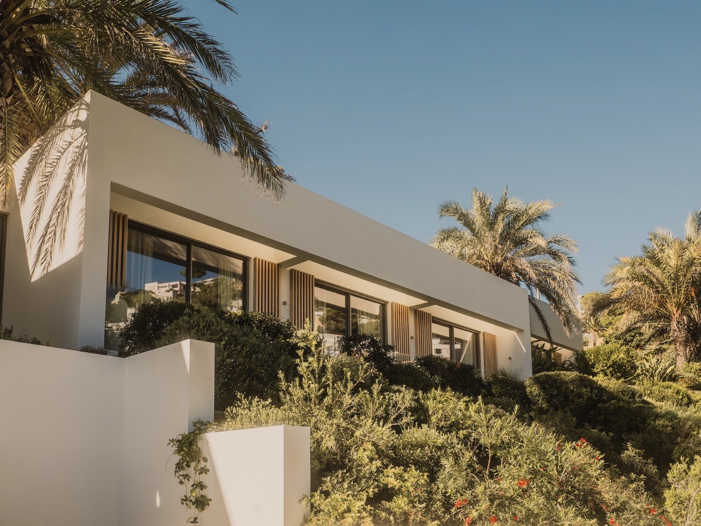 White Ibiza Living Directory – Architects & Design: MGAG Arquitectos