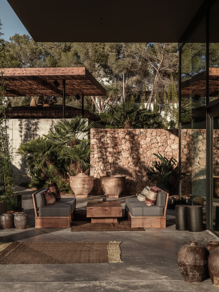 White Ibiza Living Directory – Architects & Design: MGAG Arquitectos