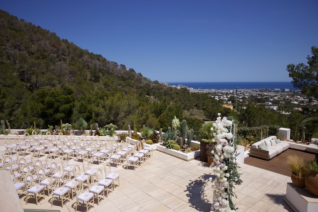 White Ibiza Wedding Directory – Ibiza wedding venues: Can Sakhara, private villa near Ibiza town