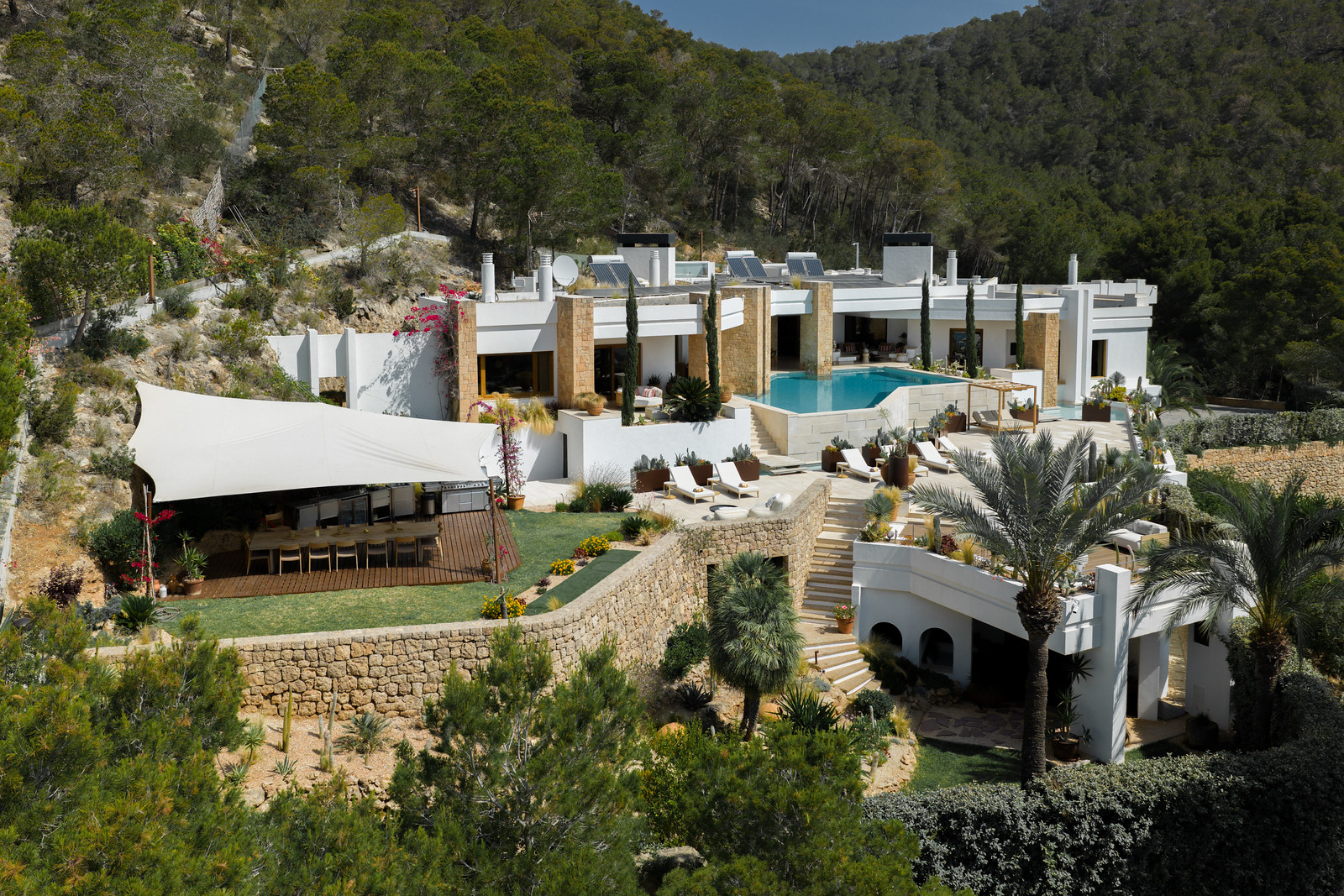 White Ibiza Wedding Directory – Ibiza wedding venues: Can Sakhara, private villa near Ibiza town