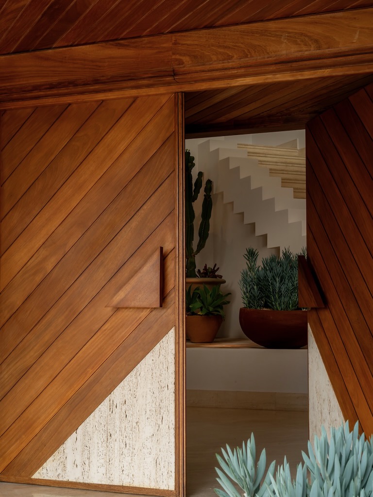 White Ibiza Villas: Can Sakhara, luxury villa in Sa Carocca