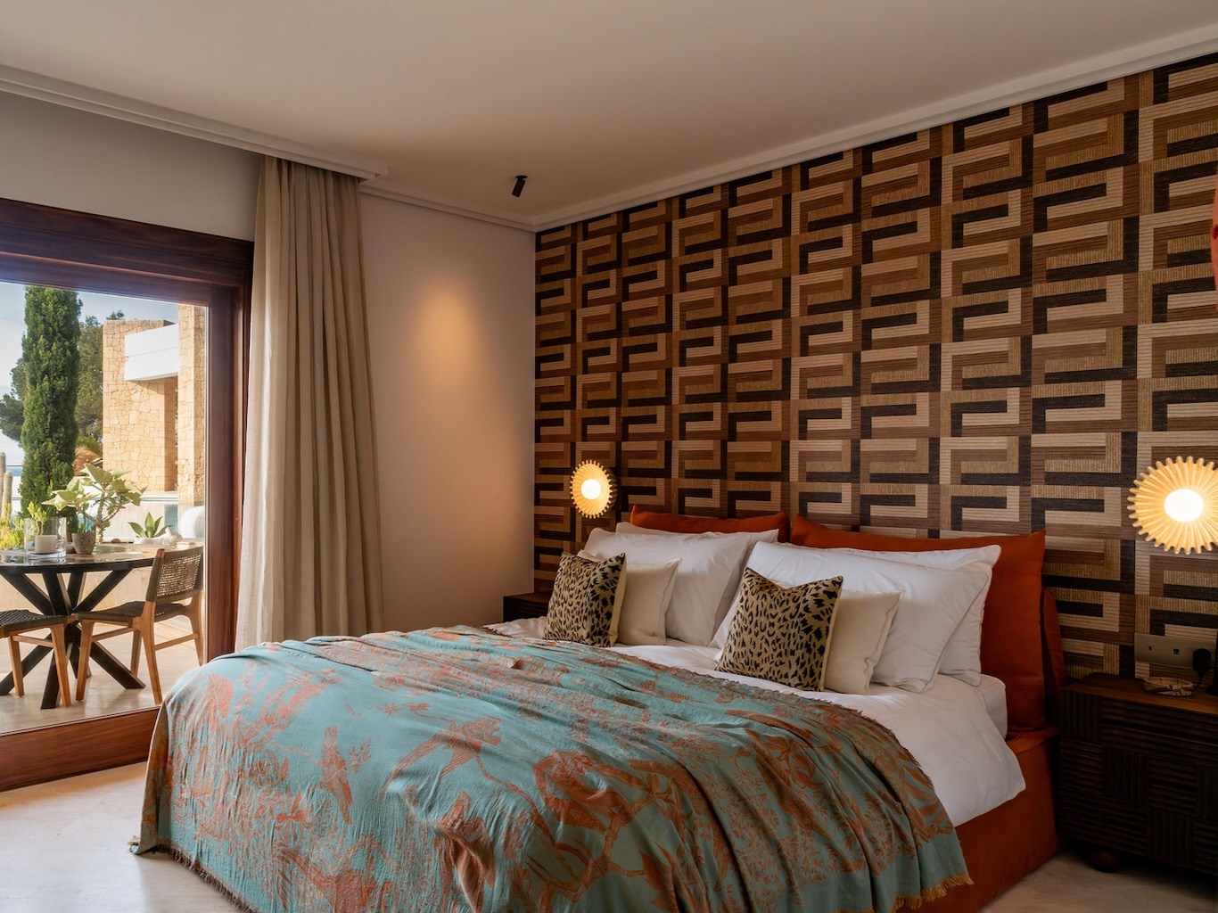 White Ibiza Villas: Can Sakhara, luxury villa in Sa Carocca