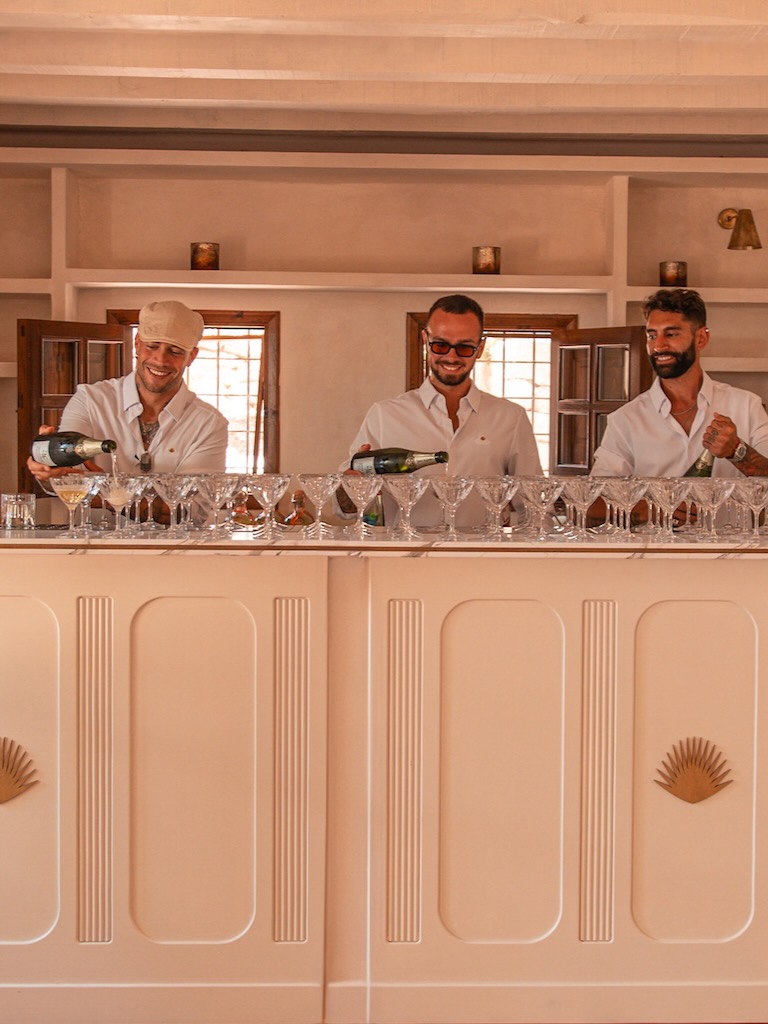 White Ibiza Wedding Directory – Cakes & Catering: Green Jar Ibiza, mobile bar service in Ibiza