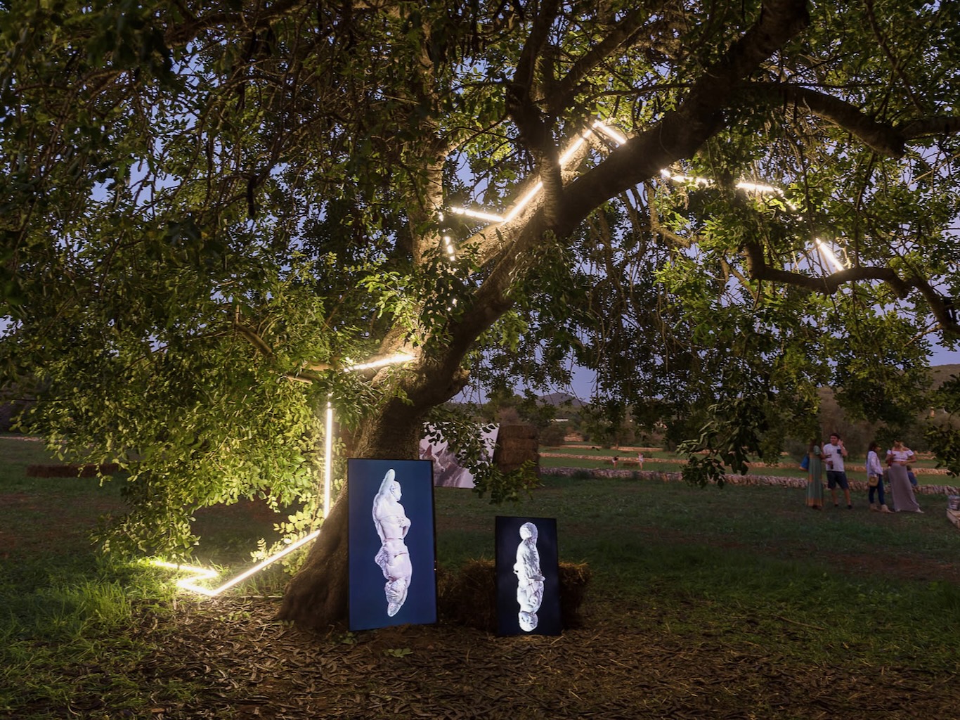 White Ibiza Living Directory: Art & culture – La Carpintería, Ses Dotze Naus, art gallery in Ibiza