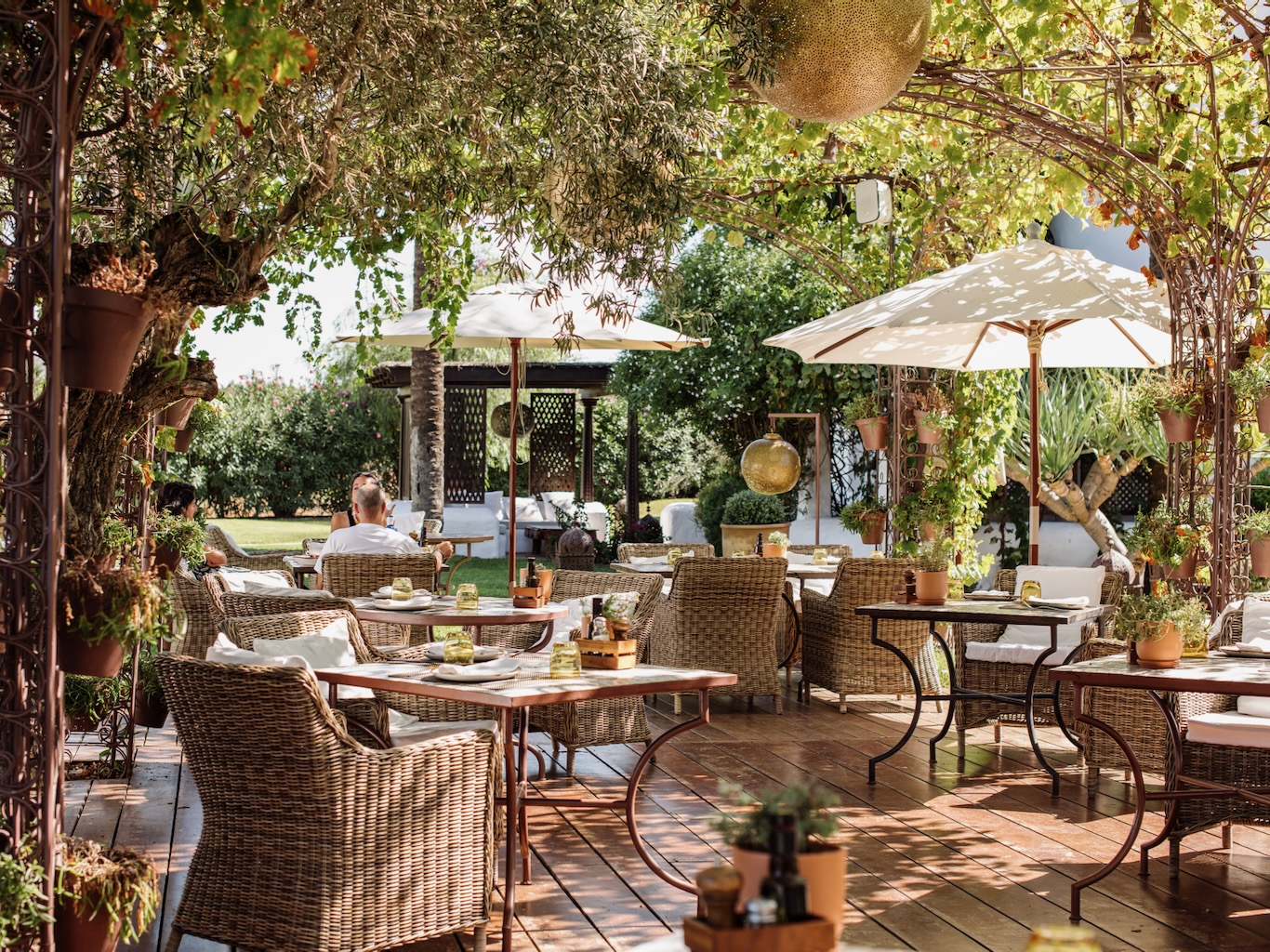 White Ibiza Calendar: Easter Sunday at Atzaró Agroturismo Hotel