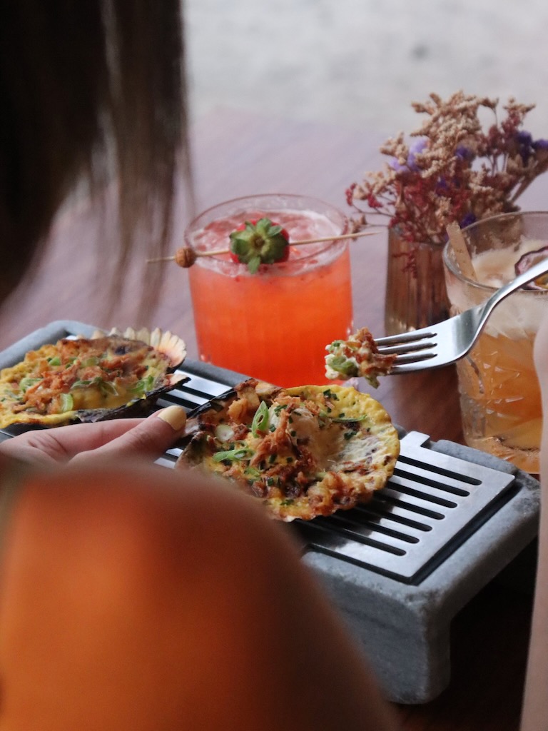 White Ibiza Restaurant Guide – Ibiza fine dining restaurants: CasaPiedra, Cala Llonga