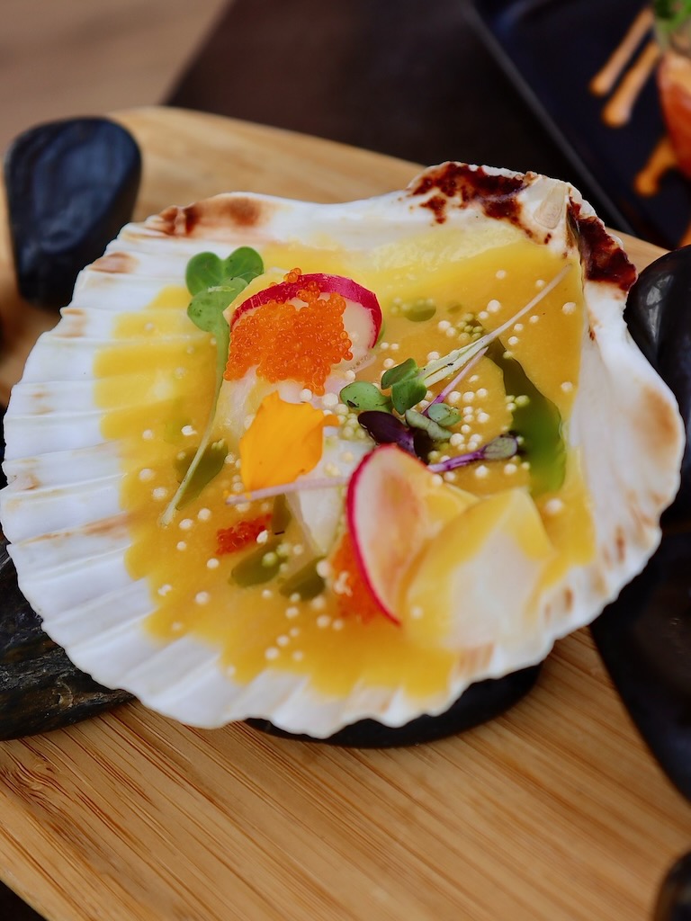 White Ibiza Restaurant Guide – Ibiza fine dining restaurants: CasaPiedra, Cala Llonga