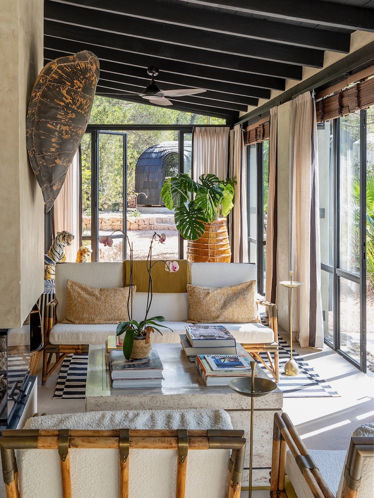 White Ibiza Villas: Villa Anaïs, villa near Cala Conta in Ibiza