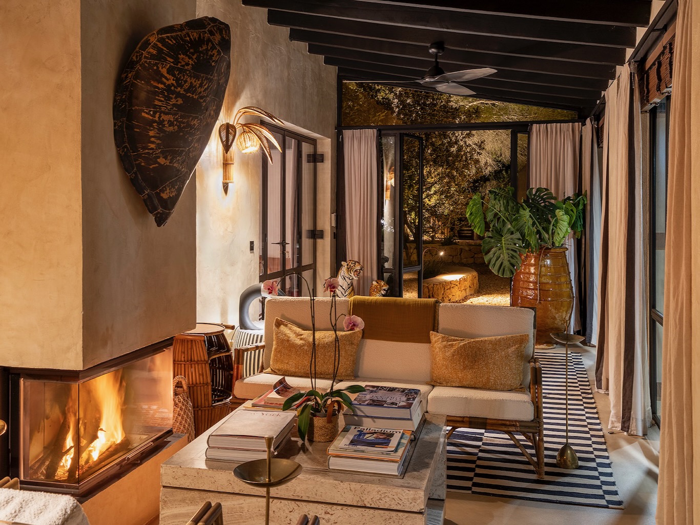 White Ibiza Villas: Villa Anaïs, villa near Cala Conta in Ibiza