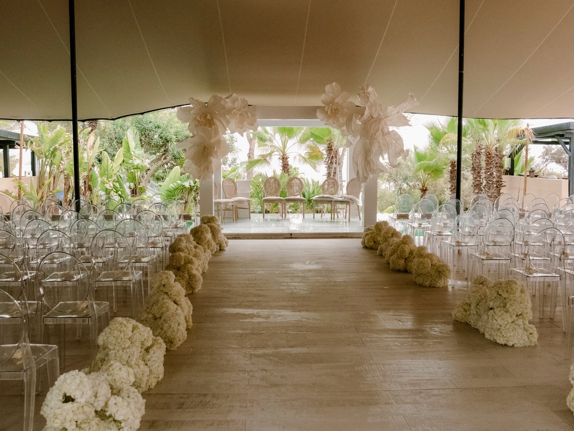 White Ibiza Wedding Directory: Vendors – Aurea Floral Studio, floral design in Ibiza