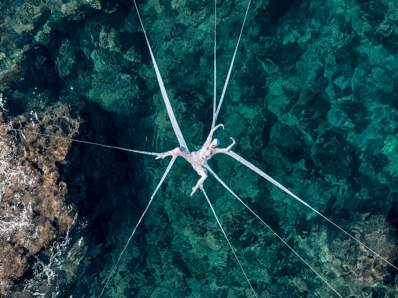 Olas Gallery presents Dive Into Art: Aguascopio at W Ibiza