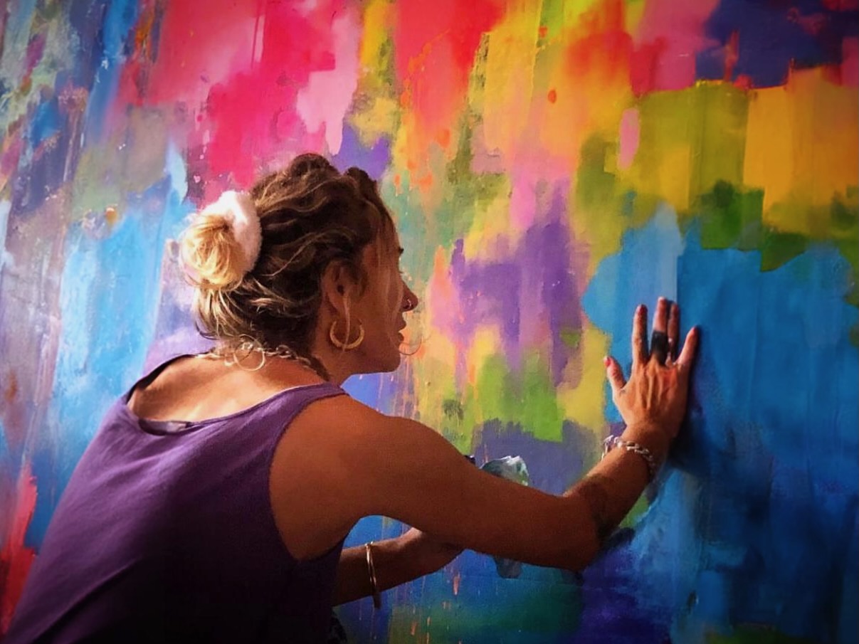 Olas Gallery presents Dive Into Art with Dolly Gorman at Yellow Fish by W Ibiza